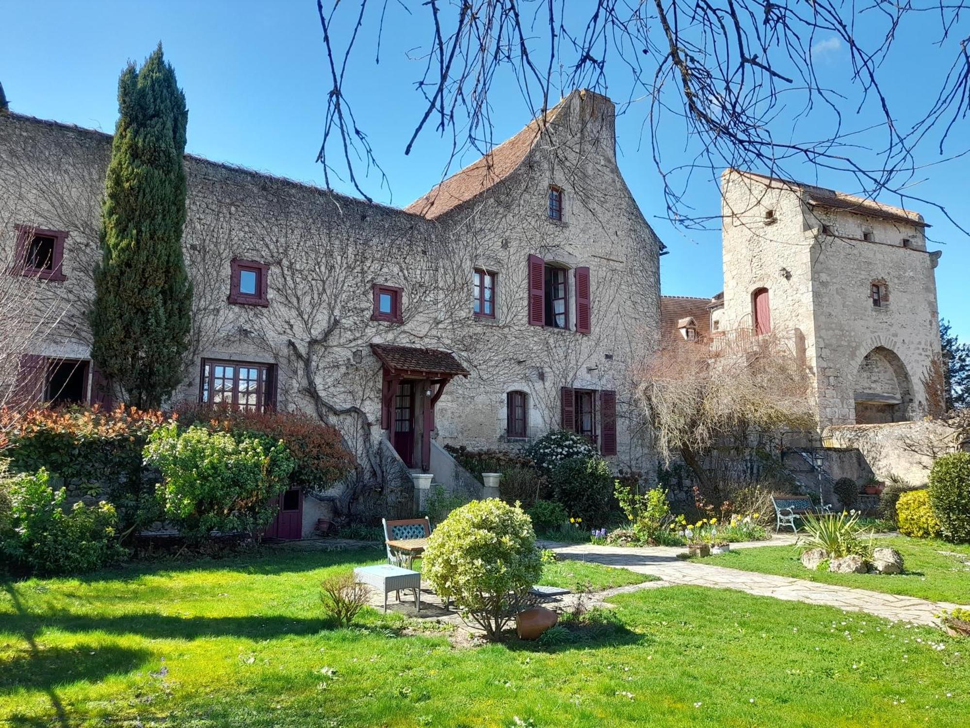 La Maison Du Prince De Conde Charroux-dʼAllier Exteriér fotografie